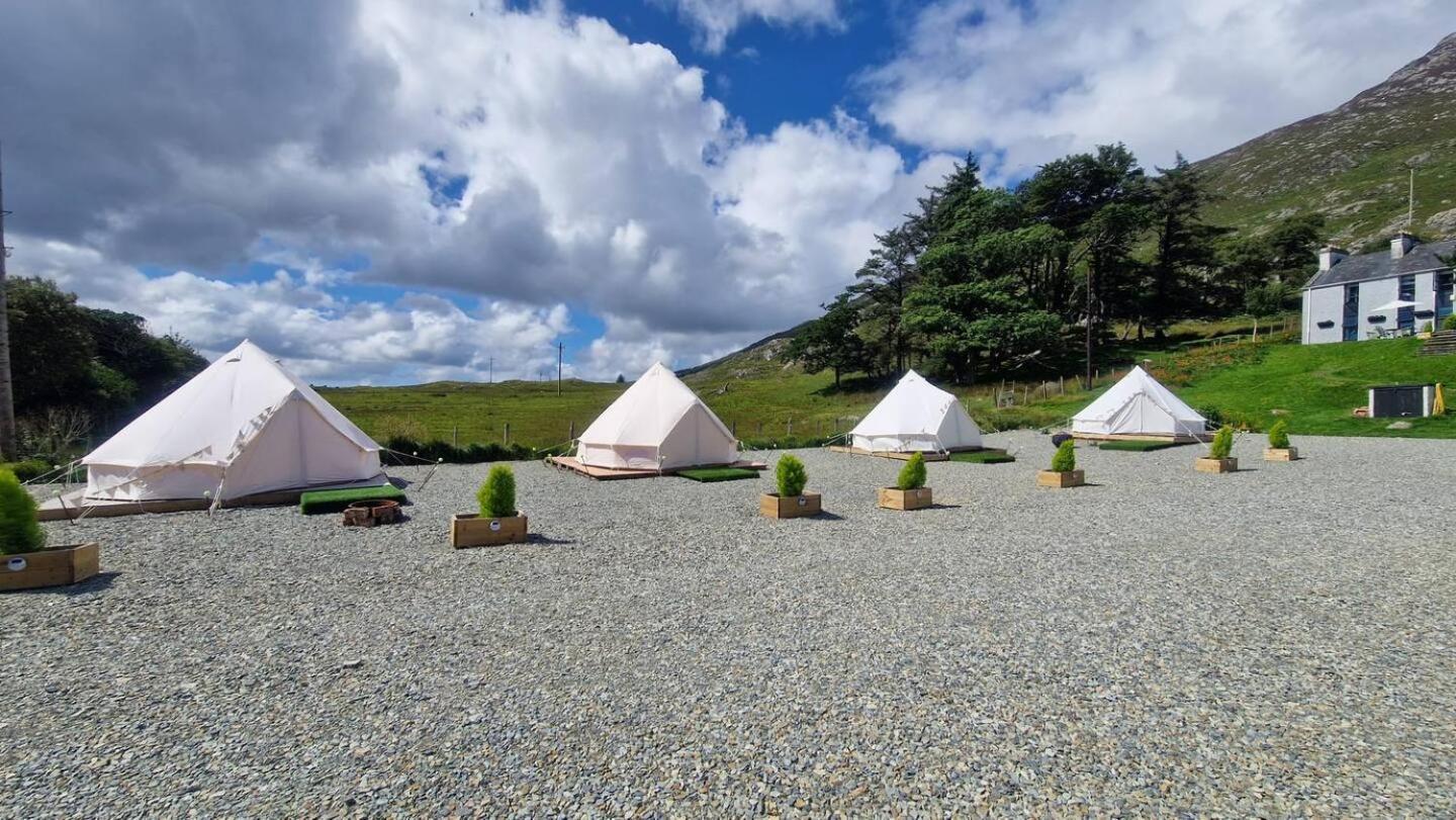 Ben Lettery Hostel Ballynahinch Eksteriør billede