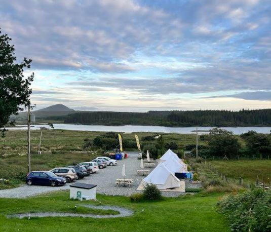 Ben Lettery Hostel Ballynahinch Eksteriør billede